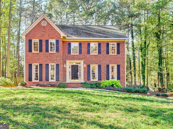 120 Creekwood Trl, Fayetteville, GA 30214
