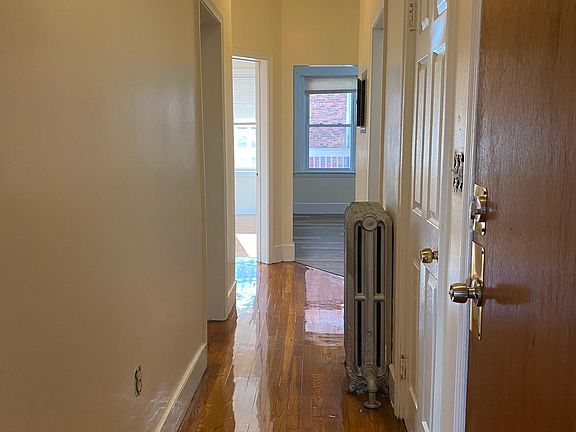 5th image of 39 Neponset Ave #1