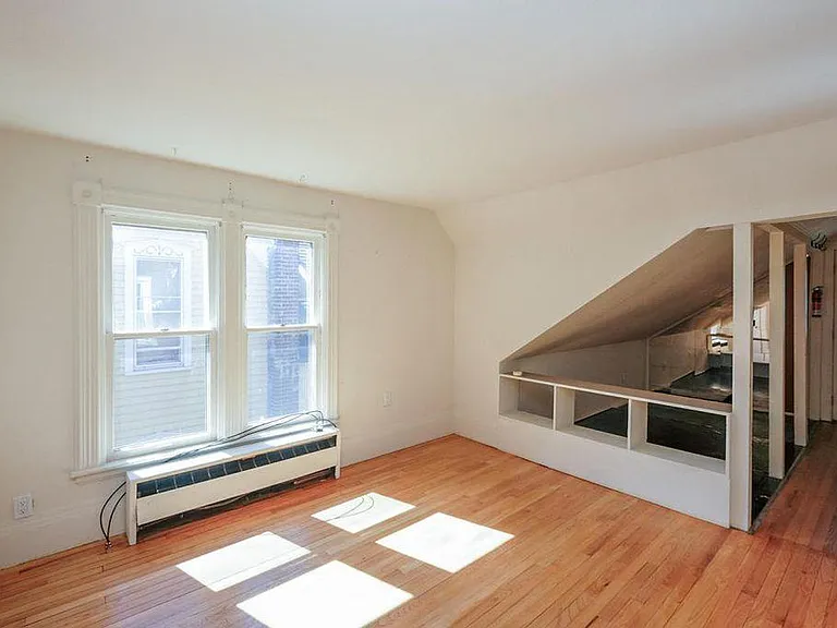 620 Minor Ave #3 — Photo 2