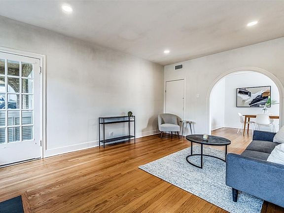 3rd image of 5238 Willis Ave
