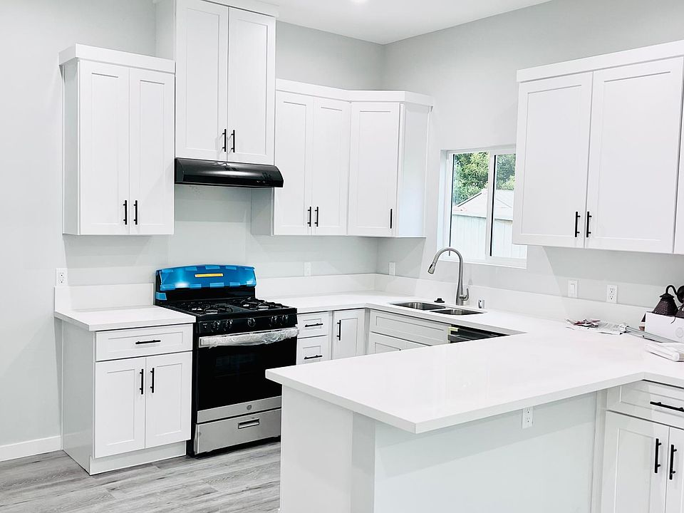 1st image of 4727 W 141st St #B