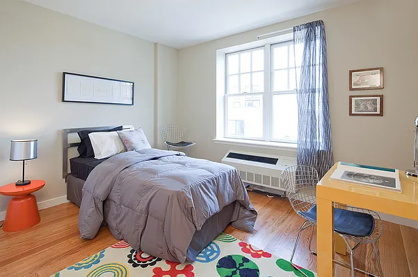 Rented by Realty Advisors Group | media 12