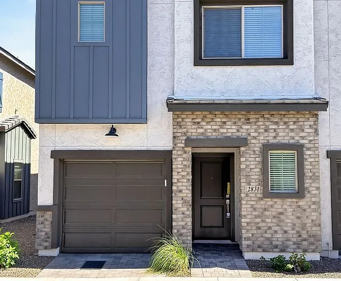 2831 W Eagle Talon Rd — Photo 1