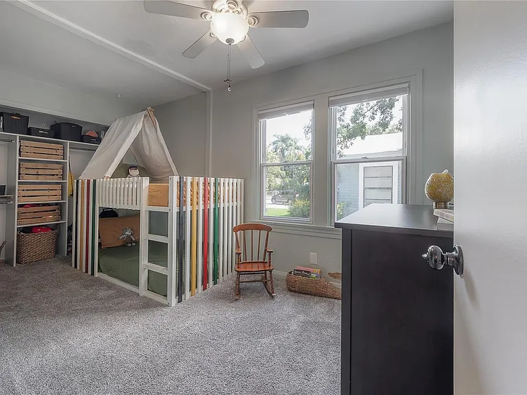 4107 N Seminole Ave — Photo 32