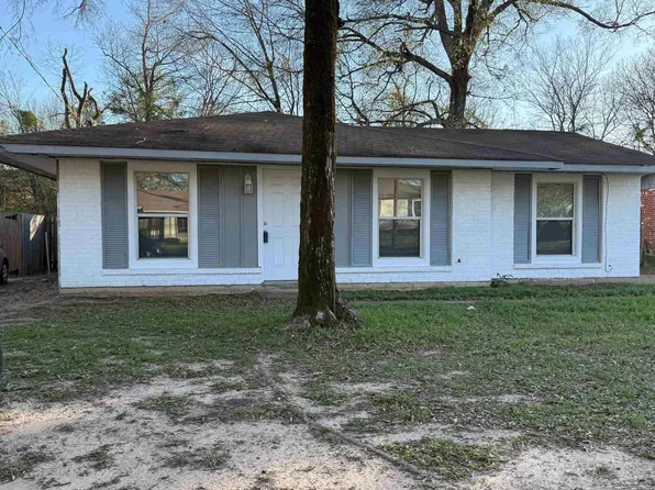 726 Swancy St, Longview, TX 75602