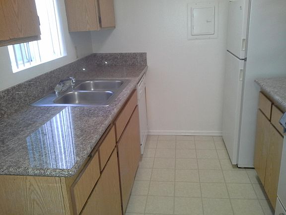 3rd image of 543 N Madison Ave