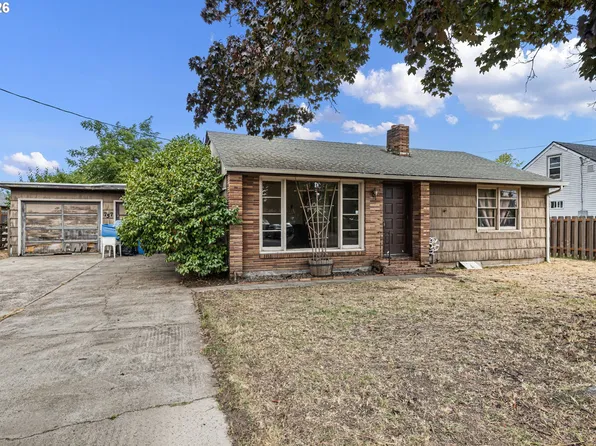 757 Berntzen Rd, Eugene, OR 97402