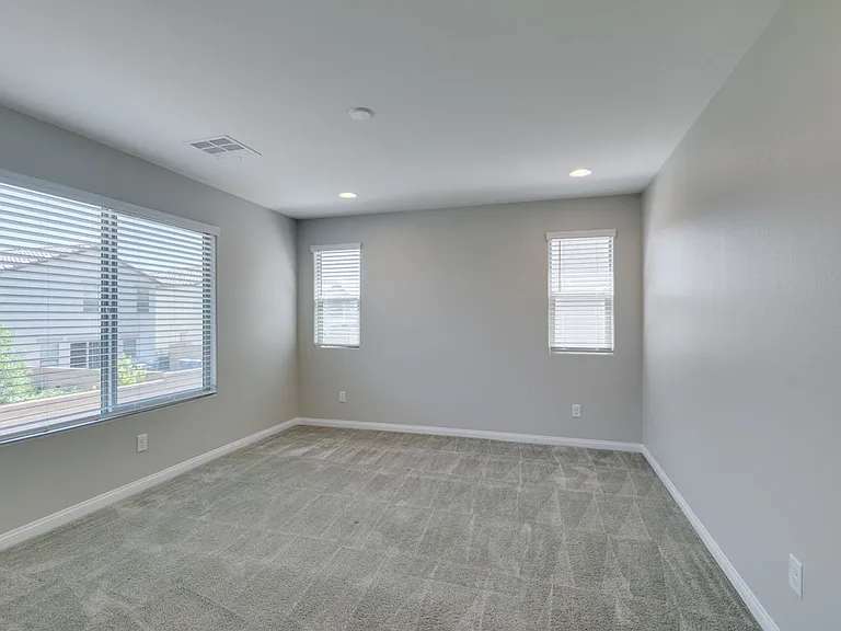 10021 Silver Comet Ct — Photo 34