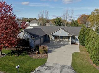 11038 W Heritage Dr, Milwaukee, WI 53224