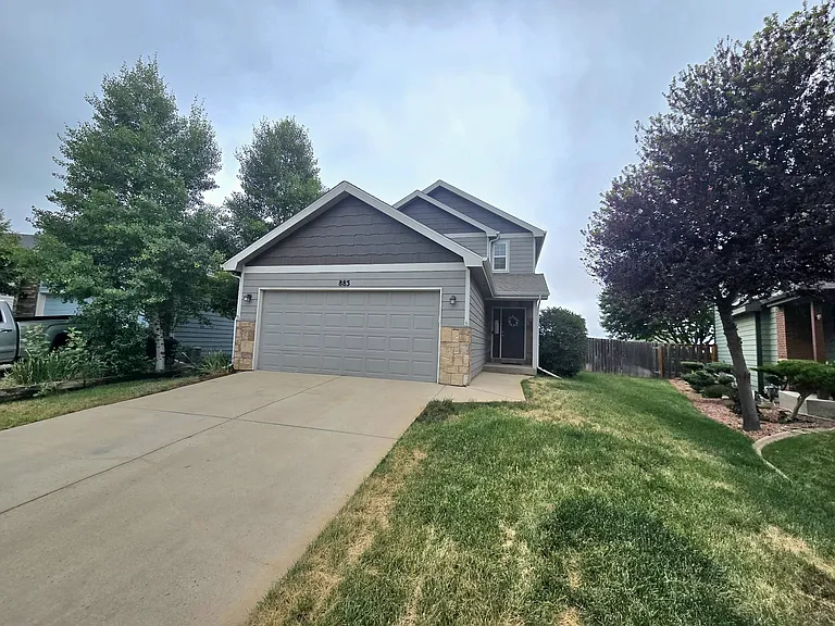 883 Durum St — Photo 1
