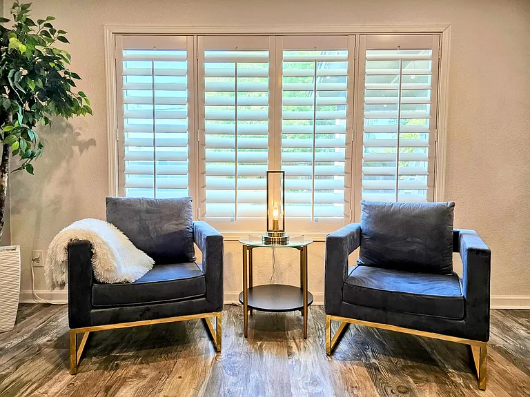 5201 E Beck Ln — Photo 13