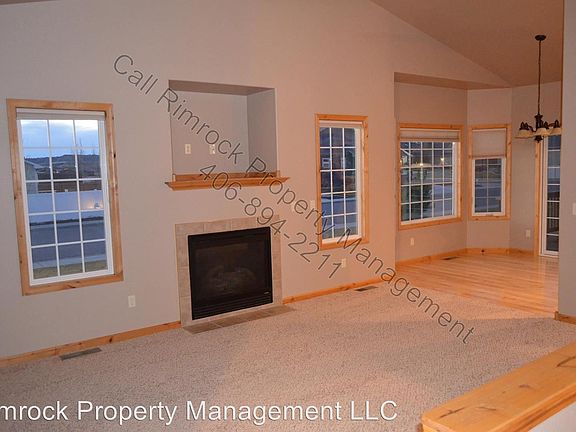 3rd image of 5829 Foxtail Ln