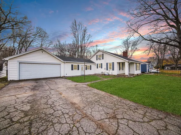 237 Kloack St, Michigan Center, MI 49254