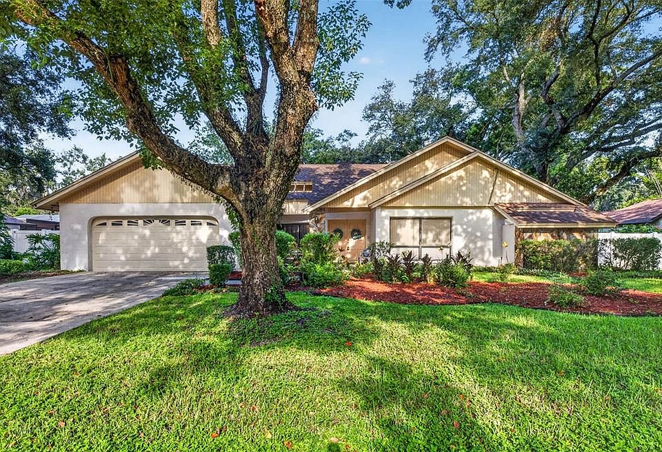 1st image of 10918 GILLETTE AVENUE