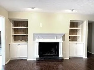 1 bed, 1.0 bath, 1045 sqft, $1,700 — Photo 3