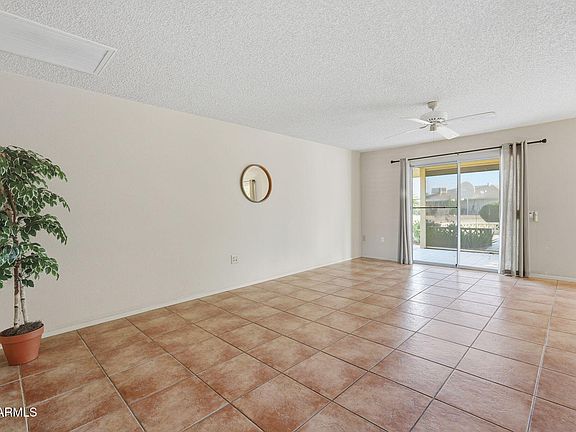 3rd image of 9818 W EMBERWOOD Drive