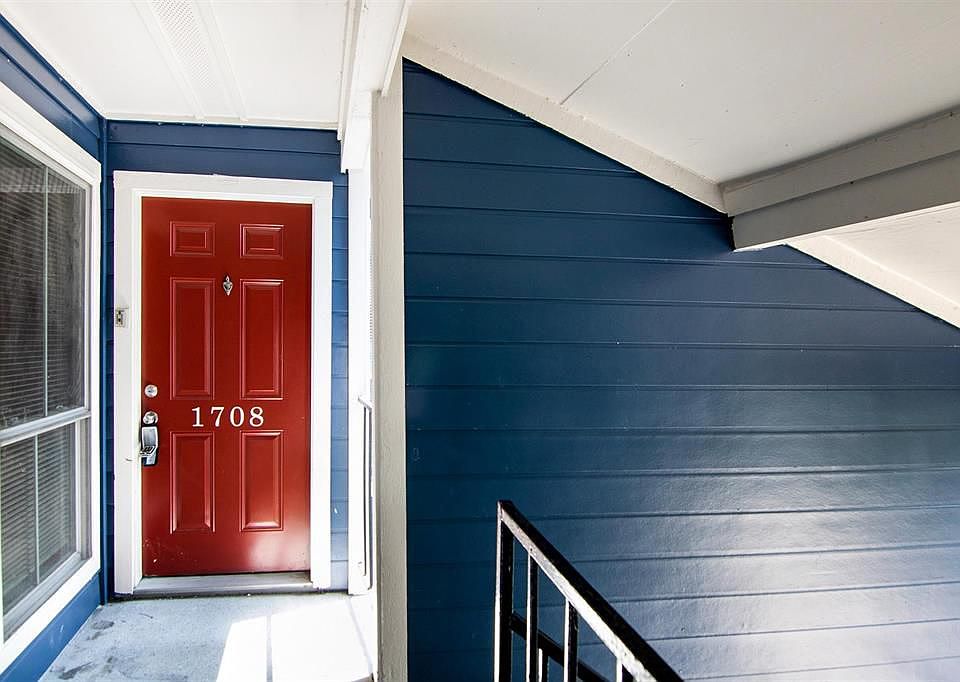 1st image of 18519 Egret Bay Blvd APT 1708