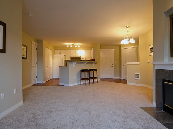 2nd image of 7711 NE 175th St Unit C306