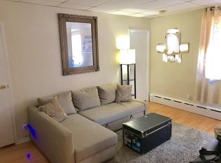 1055 Daly St, Philadelphia, PA 19148