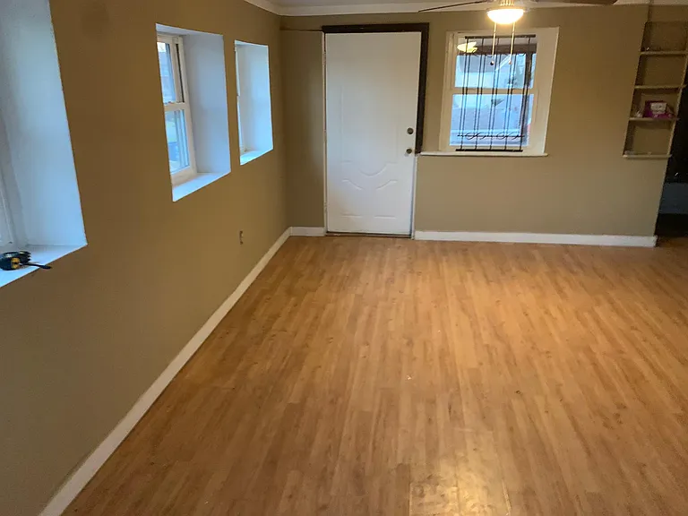 3563 Jefferson St #2-R — Photo 4