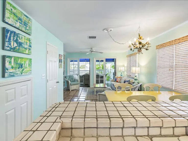 Living area alt. view