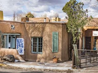 237 Ledoux St, Taos, NM 87571