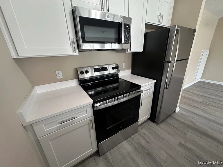 222 Claremont Ave — Photo 7
