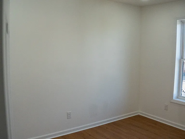208 Fayette St #4 — Photo 7