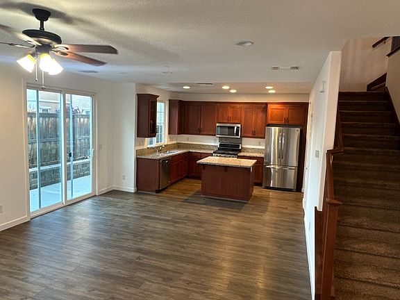 5th image of 3149 Ivy Creek Ln