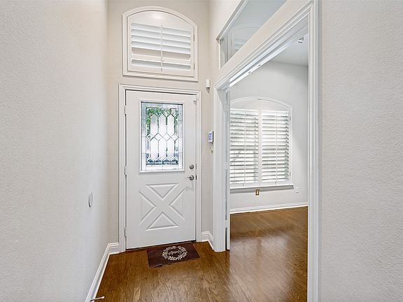 3rd image of 8012 Springmoss Dr