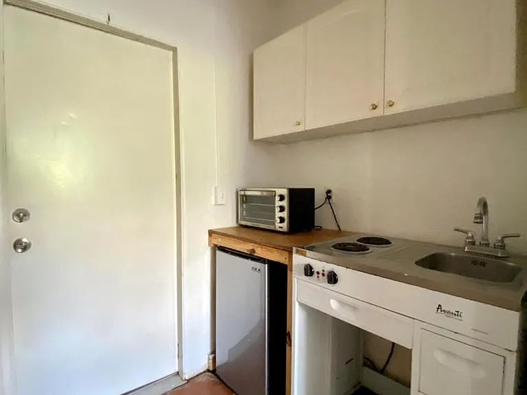 250 Seminole Ave #3 — Photo 7