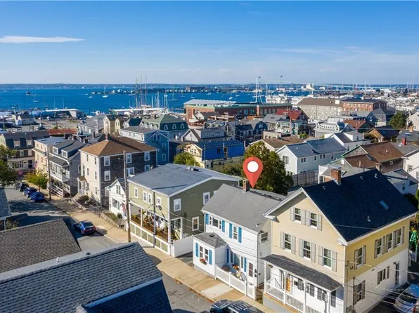22 Dearborn St, Newport, RI