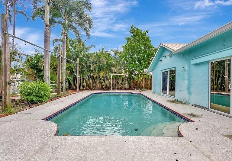 1402 Cormorant Rd — Photo 33