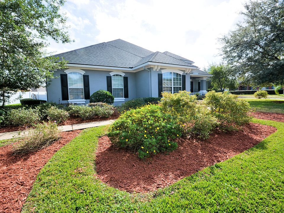 1st image of 665 Chestwood Chase Dr