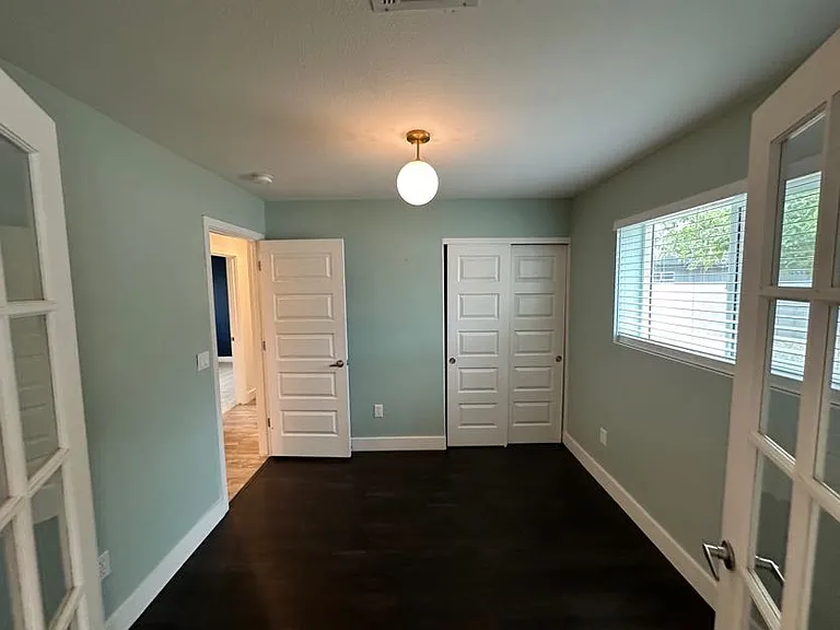 2315 E Marmora St — Photo 18