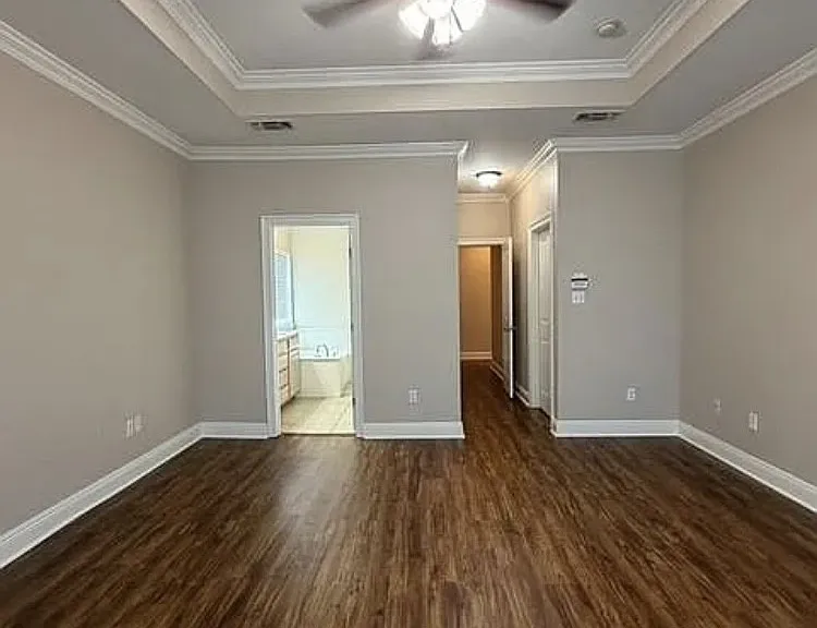 130 Northshore Cir #B — Photo 14