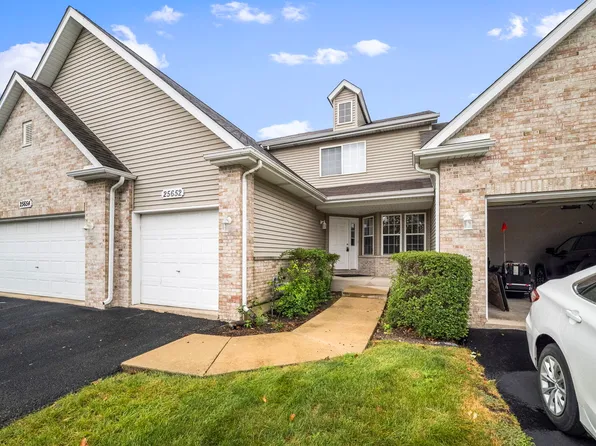 25652 S Bridle Path, Channahon, IL 60410