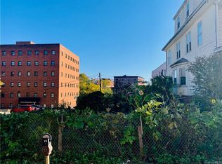 68 Valentine St, Mount Vernon, NY 10550