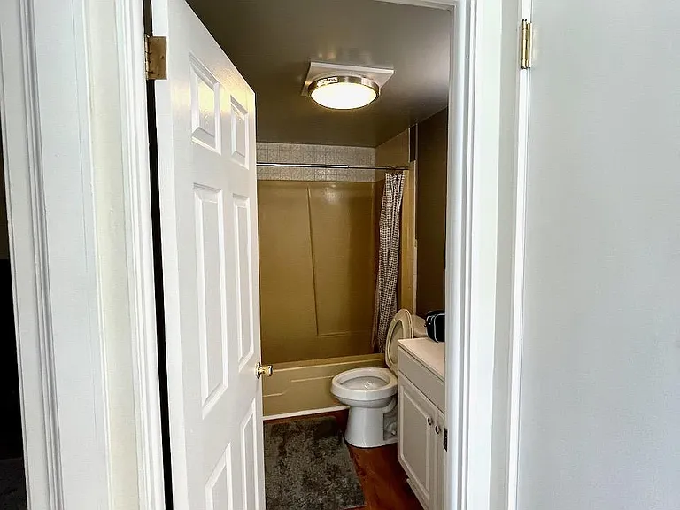 307 Walnut St #UPPER — Photo 18