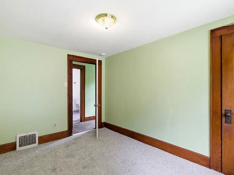 1387 Laffer Ave — Photo 14