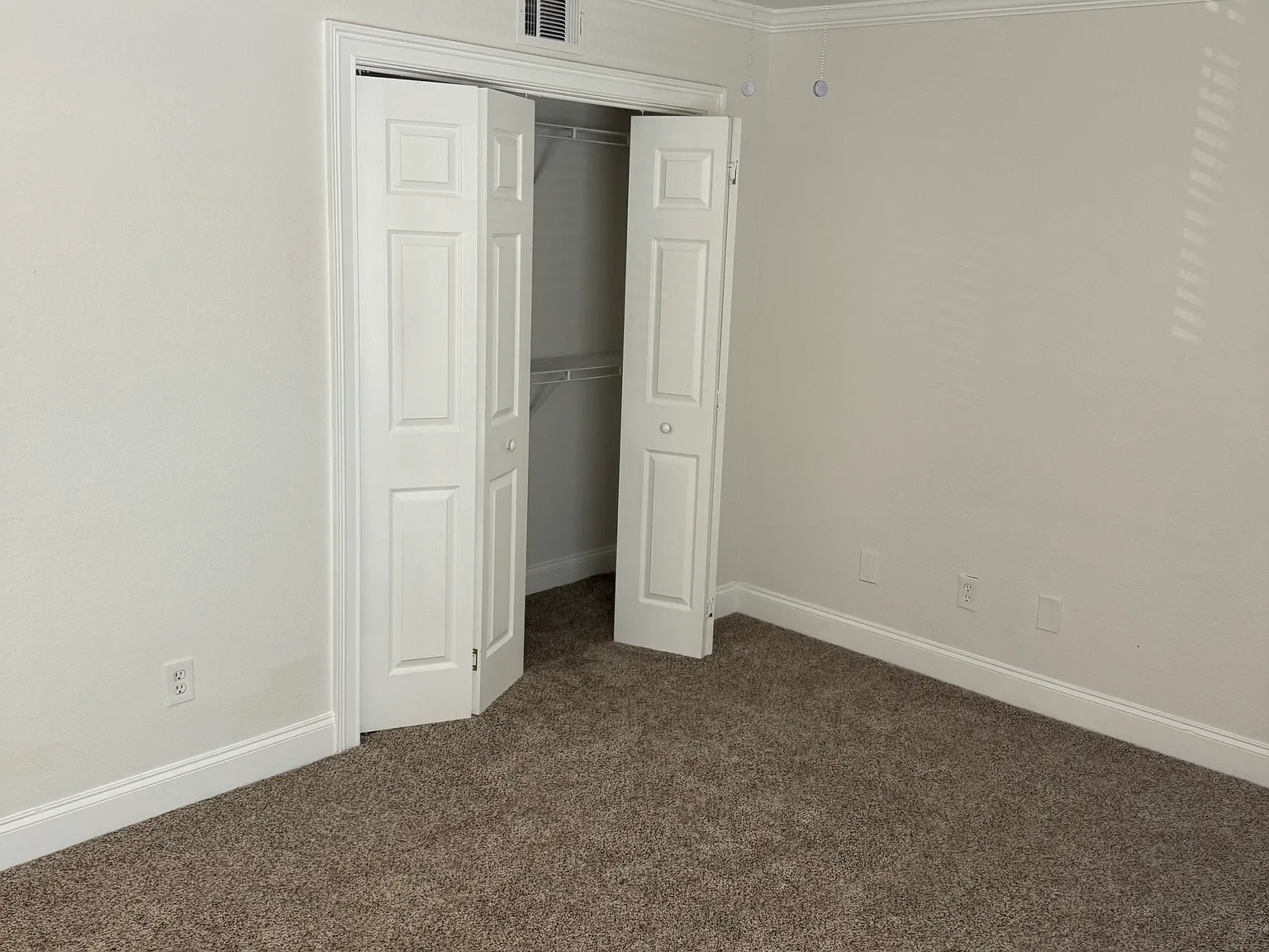 3 bed, 2.5 bath, 1550 sqft, $1,950 — Photo 4