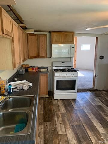 2nd image of 309 N Sherman St