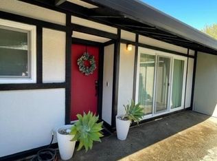 30 Elan Way, Napa, CA 94559