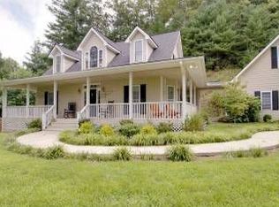 79 Kennedy Dr, Pisgah Forest, NC 28768