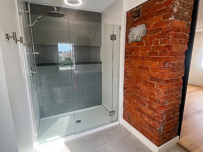 2nd floor bathroom