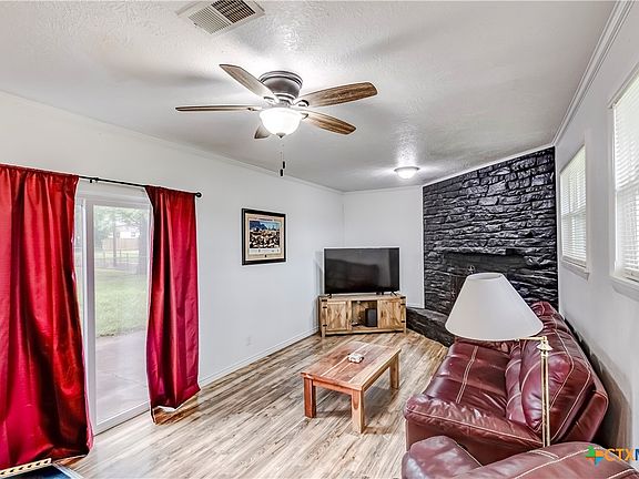 5th image of 1114 Robindale Dr