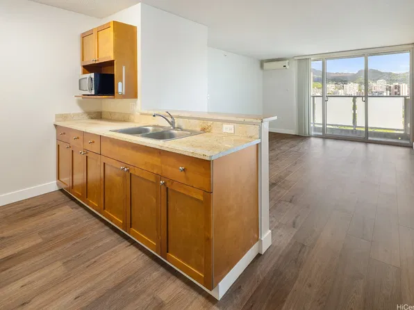 801 South St APT 2002, Honolulu, HI 96813
