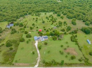 223 Slayden Dr, Sunset, TX 76270