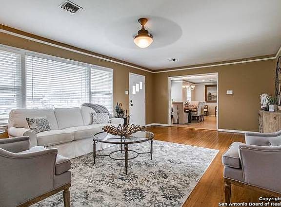 3rd image of 127 Knibbe Ave