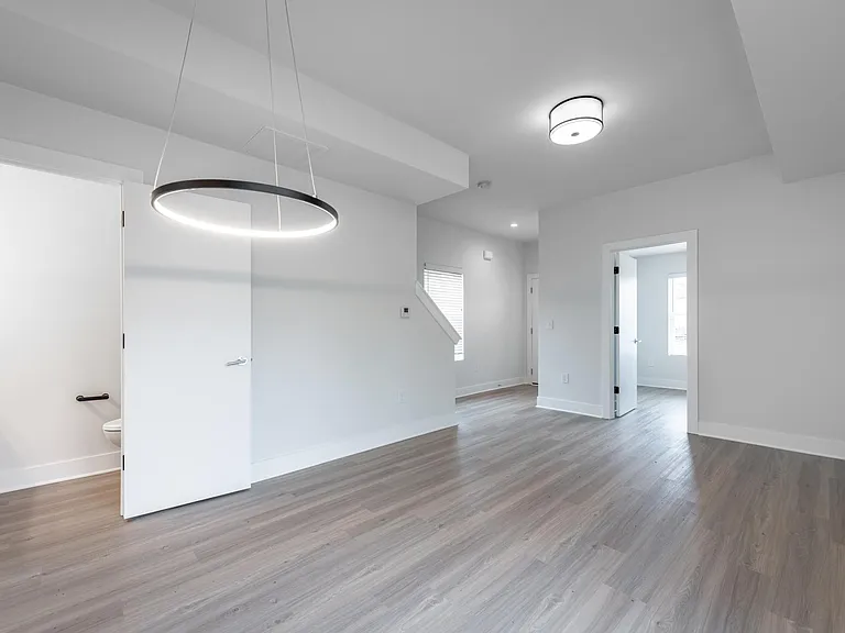 1022 E Rich St — Photo 13
